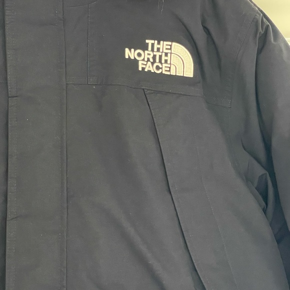 The North Face’s longest men’s coat,windproof/waterproof - Picture 5 of 6